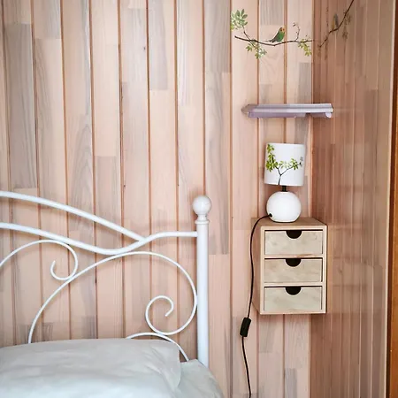 Tendre Face A La Montagne Apartment