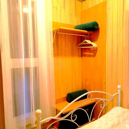 Tendre Face A La Montagne * Bagnères-de-Luchon